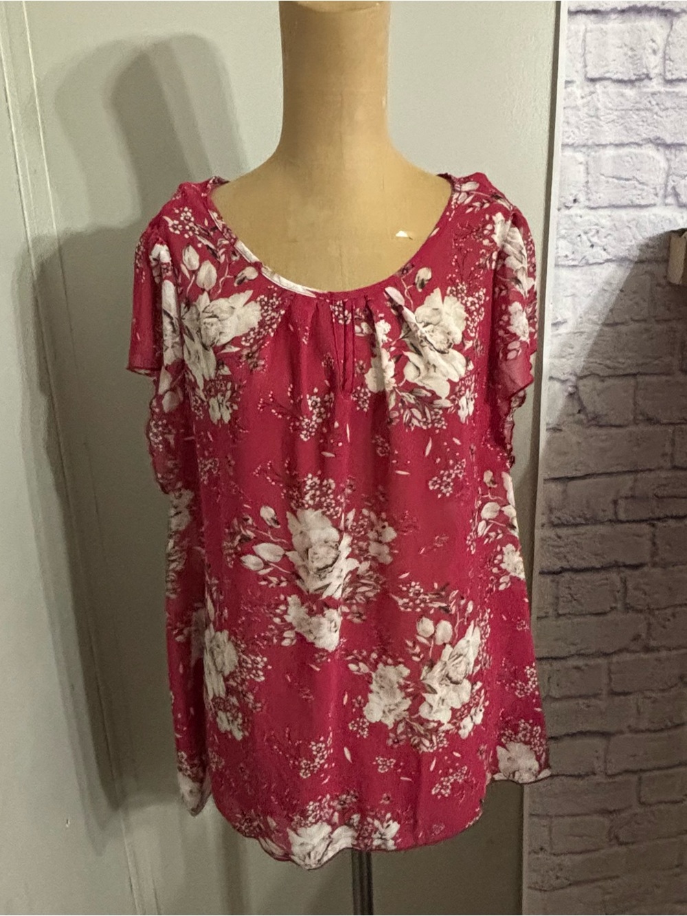 Women’s Sheer Floral Plus Size 2XL top